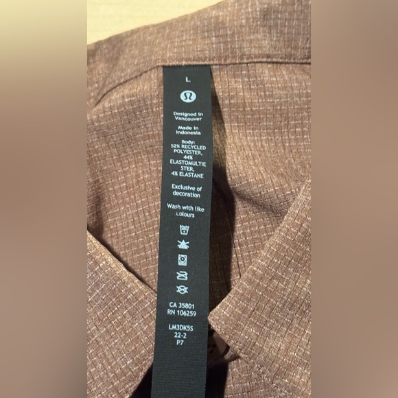 Lululemon SS Button Down Men
Sz L - Picture 3 of 7